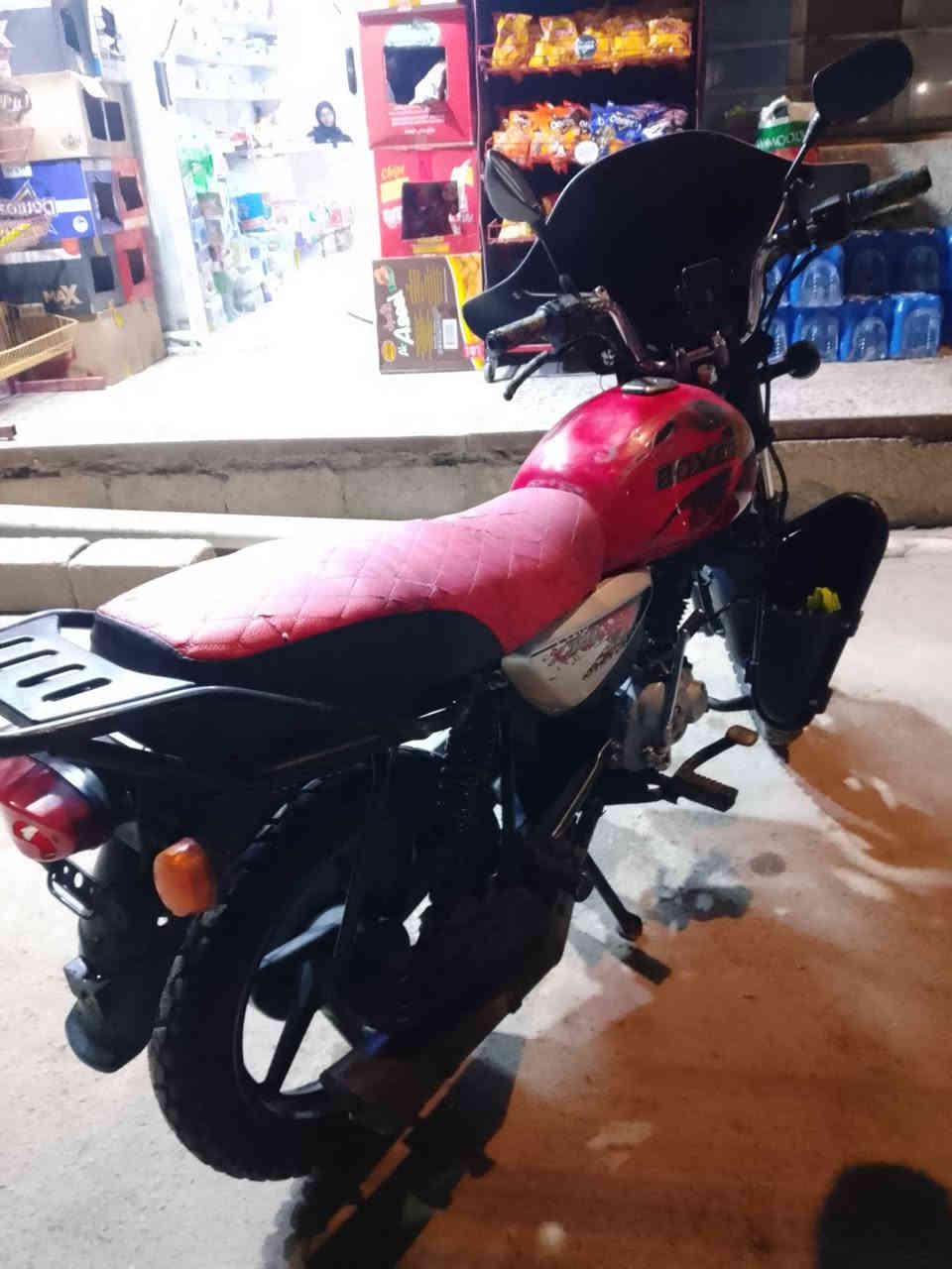 دراجة بوكسر مديل 22 نازله 23 كفاله عامه دراجة مانقصه شي وارقه كاملة صوليات ستخدام شخصي  مكاني بلديات *********** سعر 1300 بيه مجال
