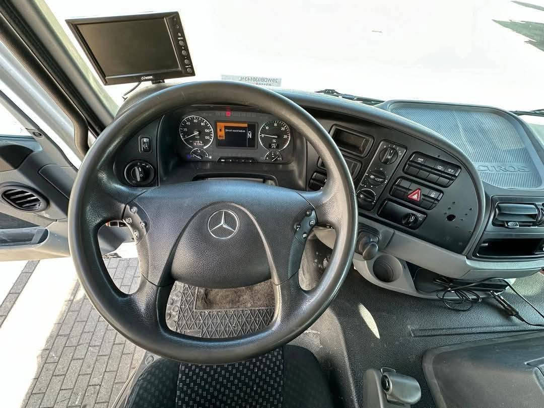 ماكينة ألمانية!!
العلامة التجارية: Putzmeister / Mercedes 

نوع الماكينة: Putzmeister M36/4 

سنة الإنتاج: 2014 
السعر ٨٥الف دولار شامل الكمرك والشحن والضريبه مدة الوصول ١٦يوم بعد الاتفاق 

ا: Mercedes-Benz 

نوع الهيكل: Actros 2641 

نوع المضخة: BSF 36-4.16 HLS 

ذراع الرافعة: 4 أذرع / 36 مترًا 
دبل مضخه شوط طويل
حجم 230
مكفول من كلشي


**إذا كنت صاحب هذا الإعلان وتريد حذفه لأي سبب، رجاءا أرسل رسالة إلى الدعم الفني**