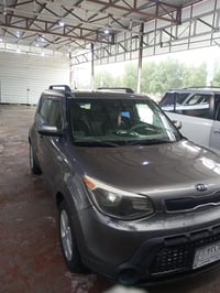 سول ٢٠١٤ • ١٦٠٠ • مبدل وجهه