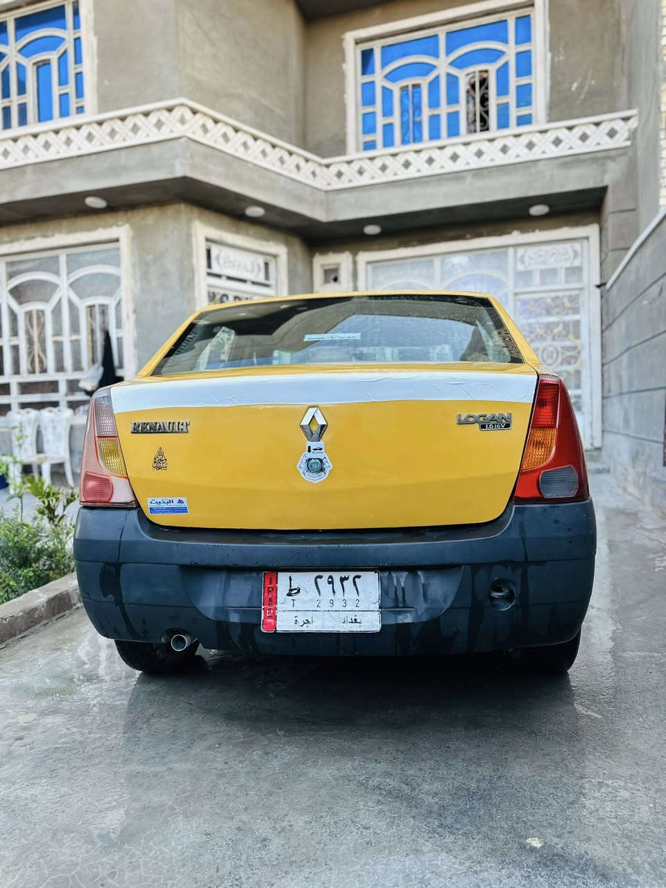 السلام عليكم
رينو لوكان 2009 
كير ومكينة وكلج كفالة عامة 
بيها مكانات صبغ قليلة 
مصفرة هيئة وغرامات 
سنوية لل2027
تحويل مباشر 
سيارة جديدة وجاهزة 
تخم تاير جديد 
مدوشمة وكاملة 
السعر 34$ وبيها مجال 
مكاني البلديات 

‭0773 646 8017‬
