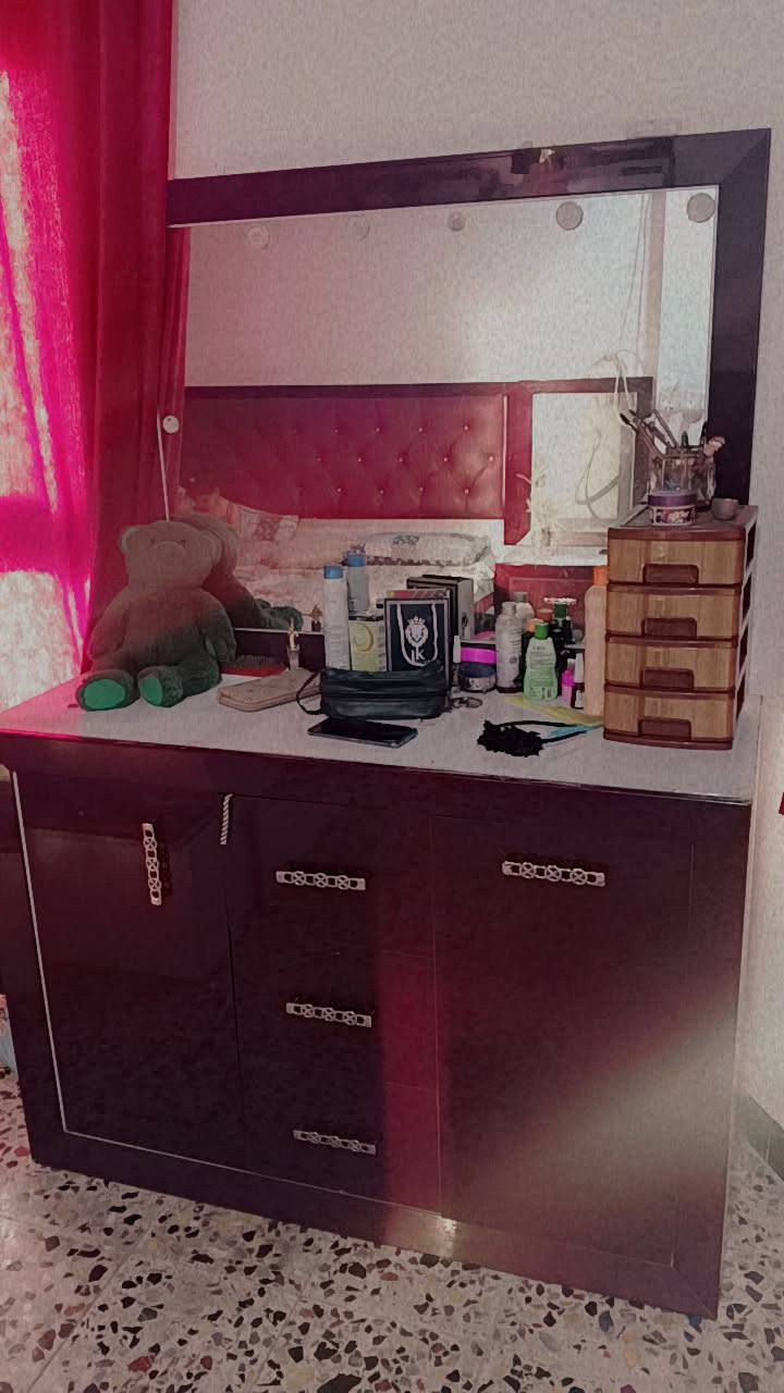 غرفة نوم للبيع نضيفه السعر 350 بيهه مجال مكاني بغداد جديده


**إذا كنت صاحب هذا الإعلان وتريد حذفه لأي سبب، رجاءا أرسل رسالة إلى الدعم الفني**