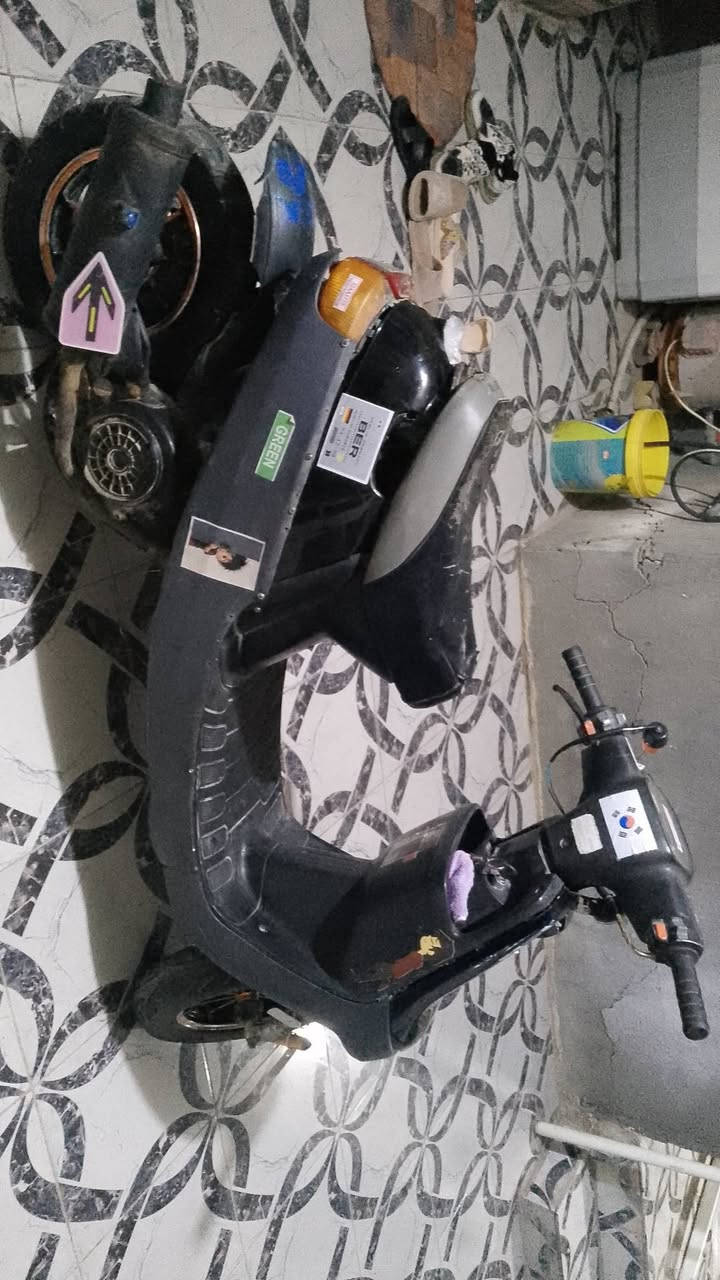 سلام عليكم دراجه بطه بس محوريله محرك مال ماكس دراجه شلعه ومعدل دبلات امامي رياضي دبل خلفي رياضي وياله مال ماكس دراجه نكره سلف  باتري جديد نقصه بس سوبايه الدراجه سعره ب 175 وبيه مجال خاص مفتوح


**إذا كنت صاحب هذا الإعلان وتريد حذفه لأي سبب، رجاءا أرسل رسالة إلى الدعم الفني**