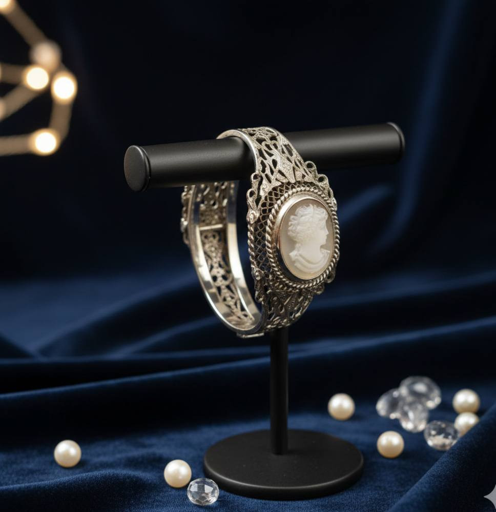 السلام عليكم
سوار طلاء فضة
كاميو
للبيع


**إذا كنت صاحب هذا الإعلان وتريد حذفه لأي سبب، رجاءا أرسل رسالة إلى الدعم الفني**