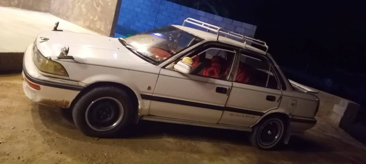 سلام عليكم 

كورله موديل 1992

سياره  كير محرك مكفول كير اتو

مكفوله من صبغ وضربه بلادي

تبريد شقال 

سياره في عامريت الفلوجه
 
سعر 40وبيه مجال
 
***********
