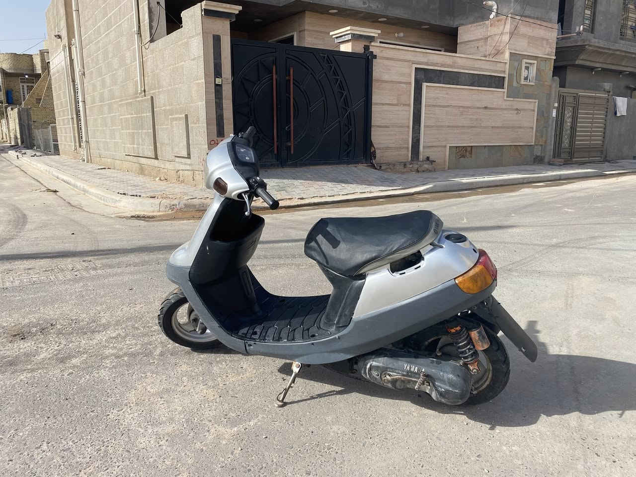 السلام عليكم دراجه بطه تجفيت جديد كفرات جدد شوته باتري صالنصه جديده إشارات  جوزه جديد دراجه تخبل وحلوه 
مكان كربلاء  حي الميلاد السعر 225 وبيه مجال ***********
