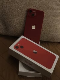 للبيع آيفون 13 أحمر (PRODUCT) RED - نظافة وكالة - بطارية 92% تفاصيل ال...