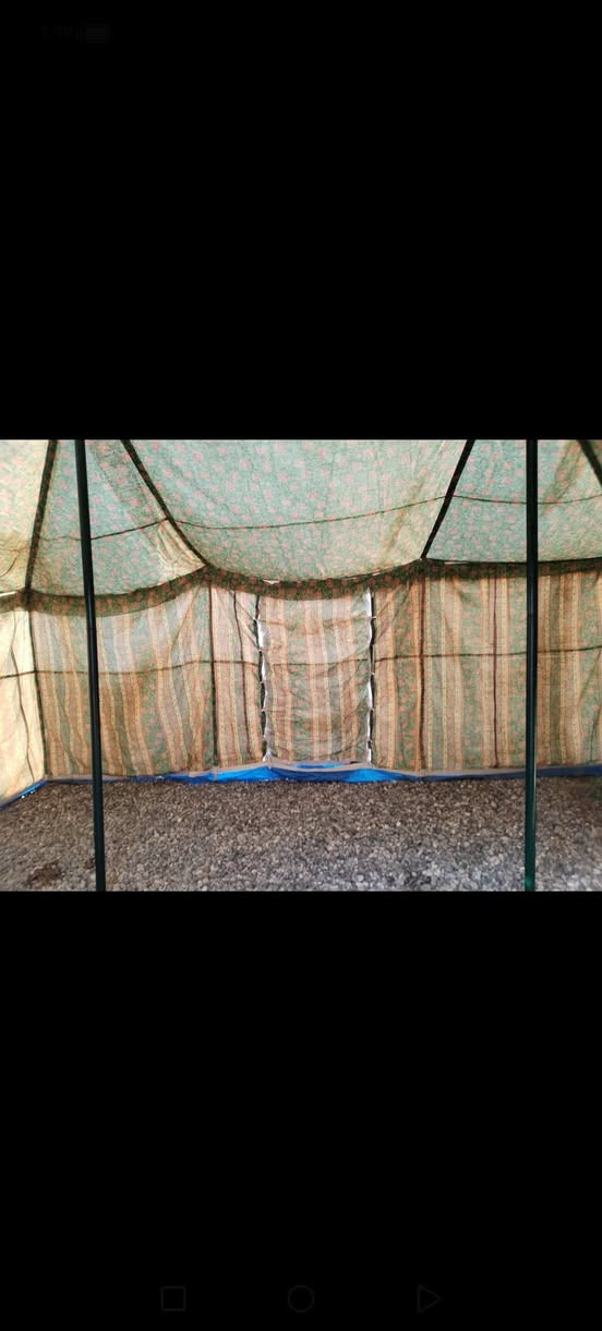 السلام عليكم خيم للبيع سعر  القطعه225
المكان قريه شكرا
جديد ما مستخدم
***********
