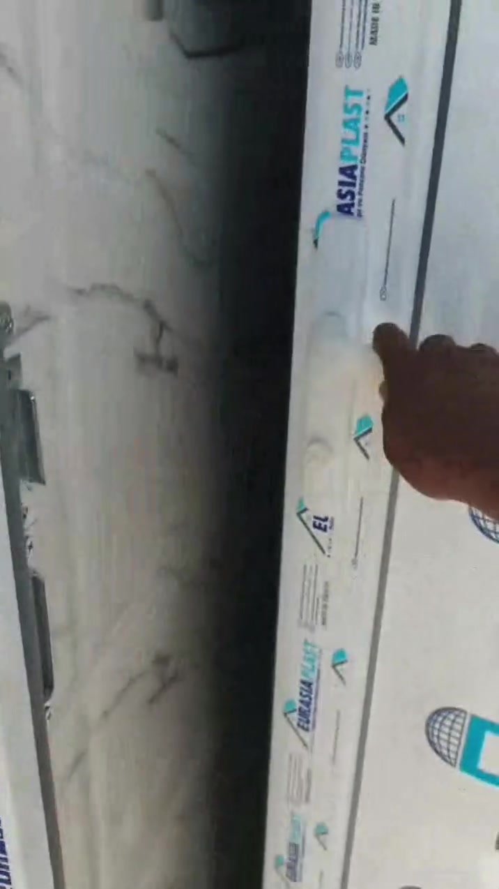 مكلفه بنشر بيت لليجار الموصل سومر منطقه 124 قريب على جامع الجليل 
للتواصل ***********
