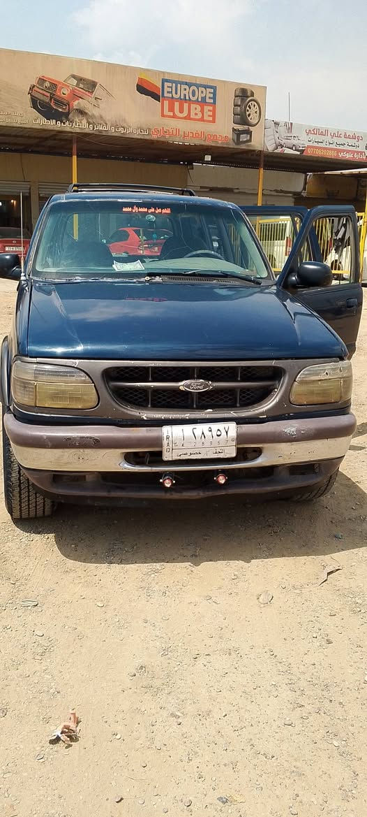 سلام عليكم سيارة فورت للبيع موديل 2000 كشر بلادي تايرات جدد مكينه وكير كايمات رقم نجف مكاني البصره السعر 25وبيهه مجال رقم الهاتف *********** بسمي تحويل ثاني يوم
