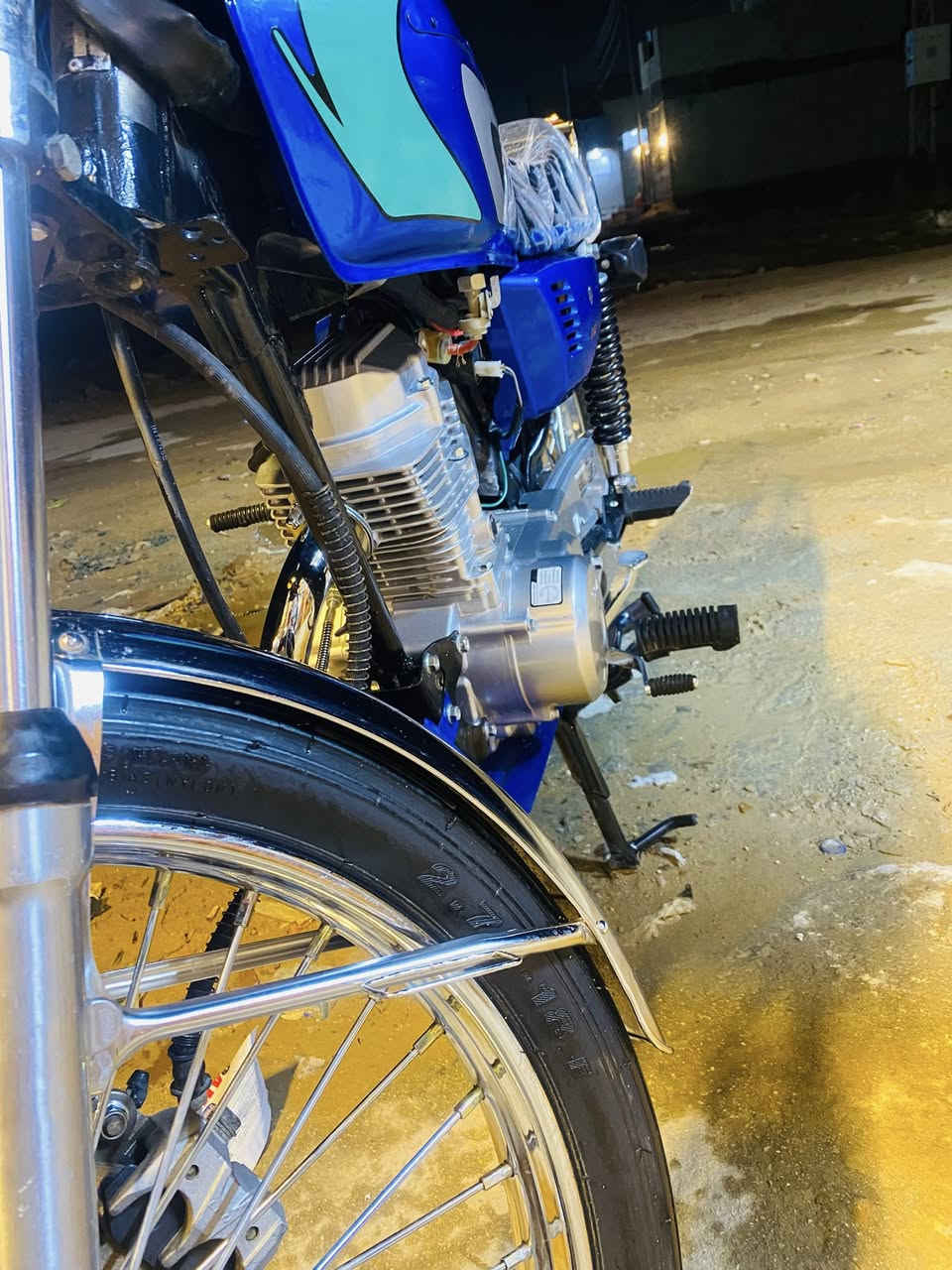 السلام عليكم دراجه تعمير عله ايدي الشاصي مديل ١٦ والمكينه ٢٦ وصار ايام من عمرتها بعدهي ع السحك اوراق اصولي وكيلها نجف السعر ٨٥٠ وبيها مجال *********** بي واتساب الي يحب يتفضل؟
