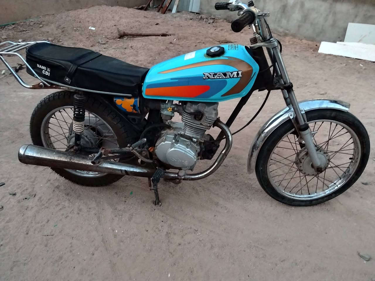 السلام عليكم
دراجه للبيع السعر 350 
مكاني بني منصور 
***********
