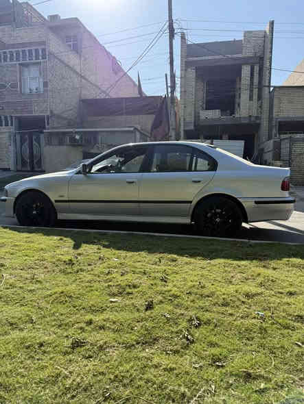 شلونهم الطيبين 
BMW 530i 
2001 أصل بليته وسنوية 
رقم أربيل بأسمي تحويل مباشر 
مكينة 30 دبل فاينوس  نشطة حيل 
كير ZF جديد 
تبريد منظومة كاملة شرط ثلج ❄️ 
منظومة مي جديدة من مي أصلي راديتر 3 سراوات 
غرفة نظيفة جداً بطاين جديدة 
عدا الكشنات الأمامية بيها تشققات 
كشنات تدفئه 
مري شفط 
تحكم ستيرن 
بردة خلفية 
شاشة كار بلي  
تبريد قطعتين 
كت M داخل وخارج 
كشنات جلد ( عادية ) 
السيارة عليها ادامه والحمدلله 
صدر خلفي جديد 
أمامي نظيف 90% 
السيارة كلش نشطة وناعمة وترايها ايخبل 
مشط ستيرن كهرباء ..⚡️
حادث السيارة ( بجم جهة السكن ) 
واسف عل إطالة 
الســعر 85 وبيها مجال 
مكاني كرادة 
***********
