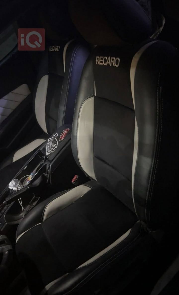 موستانك ٢٠١١ محدث كامل ٢٠١٤ بدون صبغ بونيد فقط مبدل بلادي ٢٠١٤ كشنات ريكارو شاشة cs كيج degital بك لايت سموك مرايات باتمان كامل كماليات بدون نقص بدون مصرف صالنصة 3 inch ht power سماعات bose داخل سيارة كاربون عليها pop corn هزة سنوية براد كلها جديدة بطاقة بنزين كركوك 
سعر 112 و مجال
***********
***********
