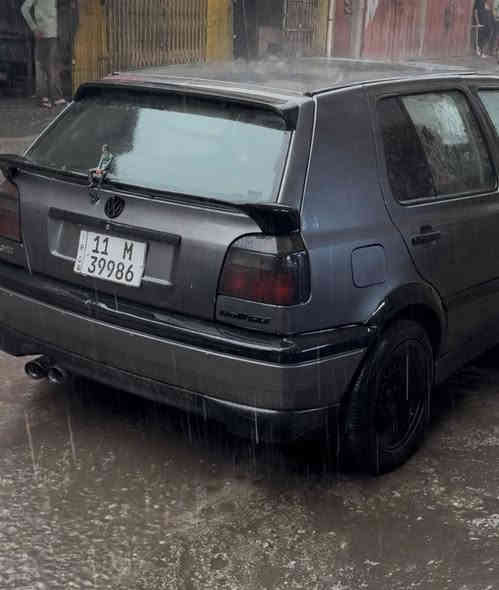 السلام عليكم 
للبيع فقط  ✅

‏Golf Mk3 ✅

موديل 1992   ✅

لون رصاصي رمادي ❤️

مكينة كلش نظيفه 2000 ✅

مكينه مال حاويه

كير اوتو نظيف  ✅

صدر امامي نظيف✅

صدر خلفي جيد ✅

كشنات نظيفه  ✅

داخل نظيف ✅

تايرات نظيفه ✅

  باتري جديد  ✅  

تبريد شغال ✅

تدفئه شغاله  ✅

عدسات زنون ✅

عدسات عين الشيطان هم ✅

سستم صوت كامل مع دمام 

عليهه كزوز رياضي فول ✅

السياره نظيفه وعدله بيهه جم قطعه صبغ بعدهه ممعمره   .✅

رقم بغداد الدولي سنويه جديده وهزه جديده 

  باسمي شرط التحويل .

بيهه نقوصات بسيطه 

مكان السيارة  بغدداد شارع فلسطين. 

السعر مناسب ان شاء الله ((49ورقه)) وبيها مجال جدا بسيط

***********

صلي ع افضل الخلق سيدنا محمد ❤️✅
