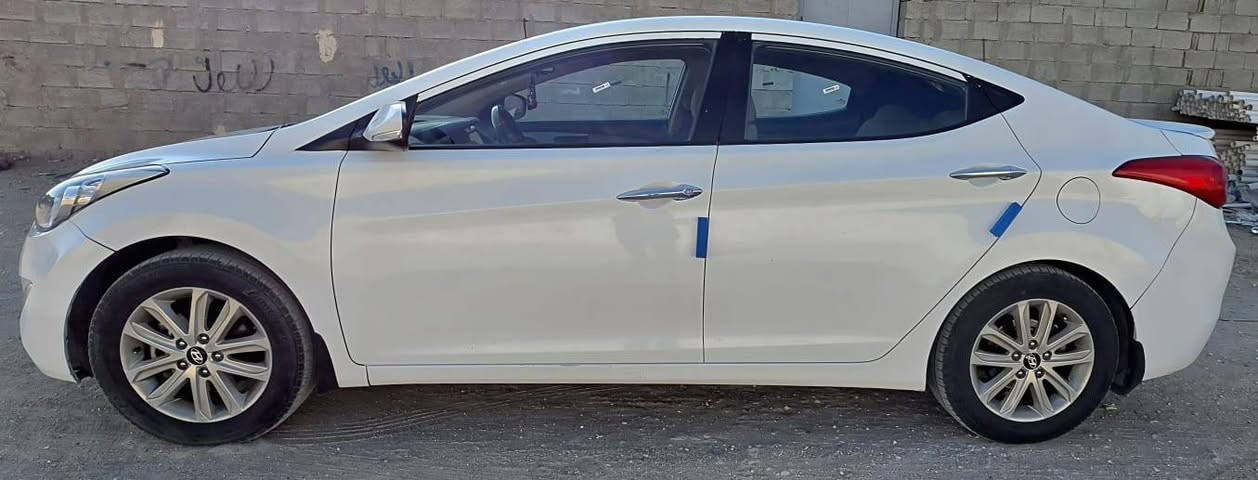 السلام عليكم  النترا  فقد بيه بنيد صبغ بيدنا بدون دواخل خليجي محرك 1800 فول مواصفات   ماشيه 160الف حقيقي السعر 108مكلف بالنشر صاحب السياره *********** كربلاء حي الموظفين

