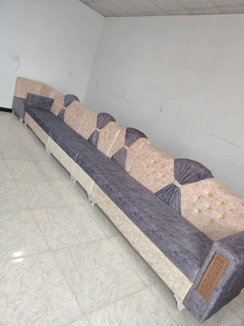 أثاث منزلي🏠
جديد ومستخدم 🆕
وبأنسب الأسعار 💥💥
موجود في معرض و مزاد ألاصدقاء
***********
***********
