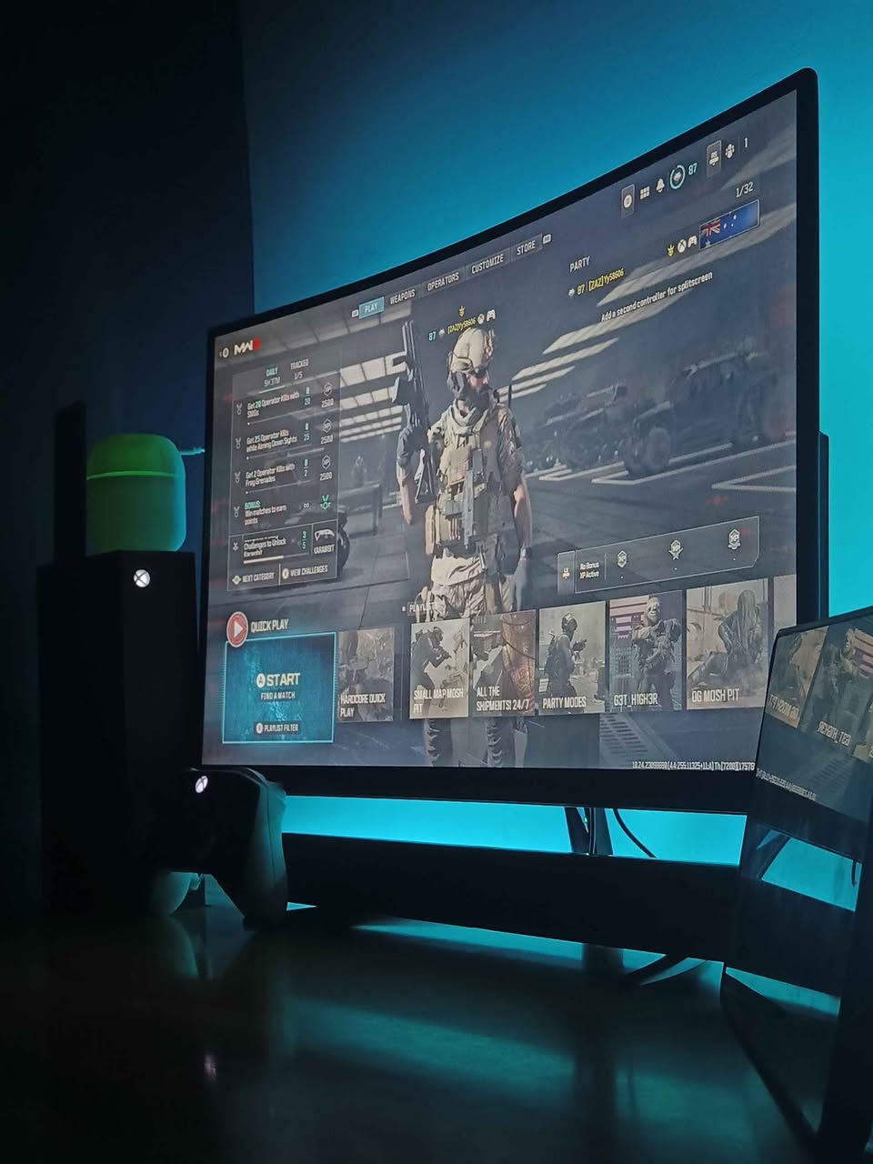 شاشة كيمنك مونتر Argo Esports D27 - نظافة 100%
​الحجم: 27 بوصة (27 Inch).
​التردد: 165Hz (مثالية لجماعة البلايستيشن والاكسبوكس والبي سي).
​نوع البانل: IPS (ألوانها خرافية وزوايا رؤية ممتازة).
​سرعة الاستجابة: 1ms.
​المميزات: تدعم HDR و Curved (منحنية) تعطي تجربة لعب ممتعة.
​الدقة: FHD.
​الحالة: الشاشة نظيفة جداً، استخدام شخصي بسيط، وبدون أي عيوب أو بكسلات ميتة (شغالة وافحص براحتك).
​الملحقات: كامل غراضها موجودة والكارتون موجود 
مكاني : صلاح الدين تكريت و يوجود توصيل
رقمي : *********** تكريت, صلاح الدين
