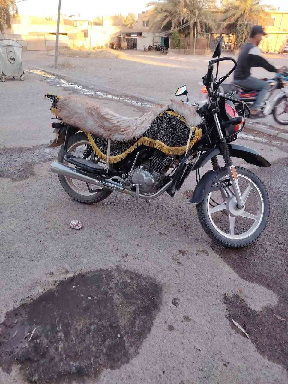 سلام عليكم ورحمة الله هاوجي زراعي بدون اوراق مراوس فقط دي كي للتواصل ع رقم ***********
