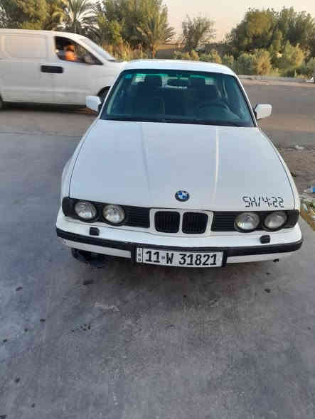 525اصل 
محرك مفتوح كير اوتو 
رقم بغداد مكانها ديالى 
السيارة بلاد داخل اسود مخمل 
تبريد تدفئه شغال 
تحويل ثاني يوم رقم صاحب السيارة 
*********** واتساب
