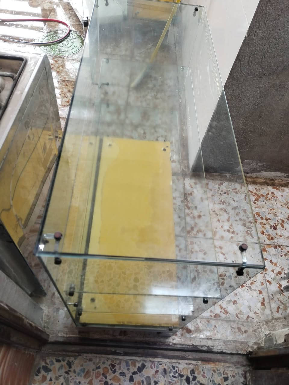 فاترينات عدد ٤ للبيع الشاري يتصل على الرقم *********** او خاص
