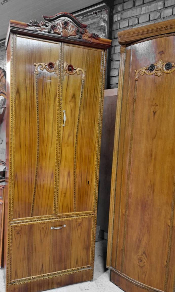 عندي غرفة نوم صاج حديثة مستخدمه شهر كنتورها ابو ٤ ابواب وملحق كل باب مستقل عن الثاني يعني ٤ ابواب حقيقي الظهر جرجوبة براغي كما ذكرنه الغرفه صاج حديثة مستخدمه شهر او اقل نظافتها واحد على واحد كامله وجاهزة من البرغي للمفتاح يعني متصرف عليها ولا الف غرفة روعه لتصميمعها موديلها وهاي النوعية تكون مرغوبه تصلح للعرسان . سعر الغرفة ٥٥٠ الف . مكانها بغداد اكو توصيل بكروة الشراي يراسل الصفحه


**إذا كنت صاحب هذا الإعلان وتريد حذفه لأي سبب، رجاءا أرسل رسالة إلى الدعم الفني**