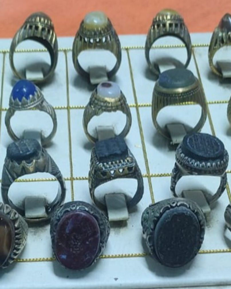 السلام عليكم عندي محابس فظه إيراني ونحاس كميه 200 محبس شلع على 1750 
مفرد على 2500 مكان بغداد الدوره ابو دشير


**إذا كنت صاحب هذا الإعلان وتريد حذفه لأي سبب، رجاءا أرسل رسالة إلى الدعم الفني**