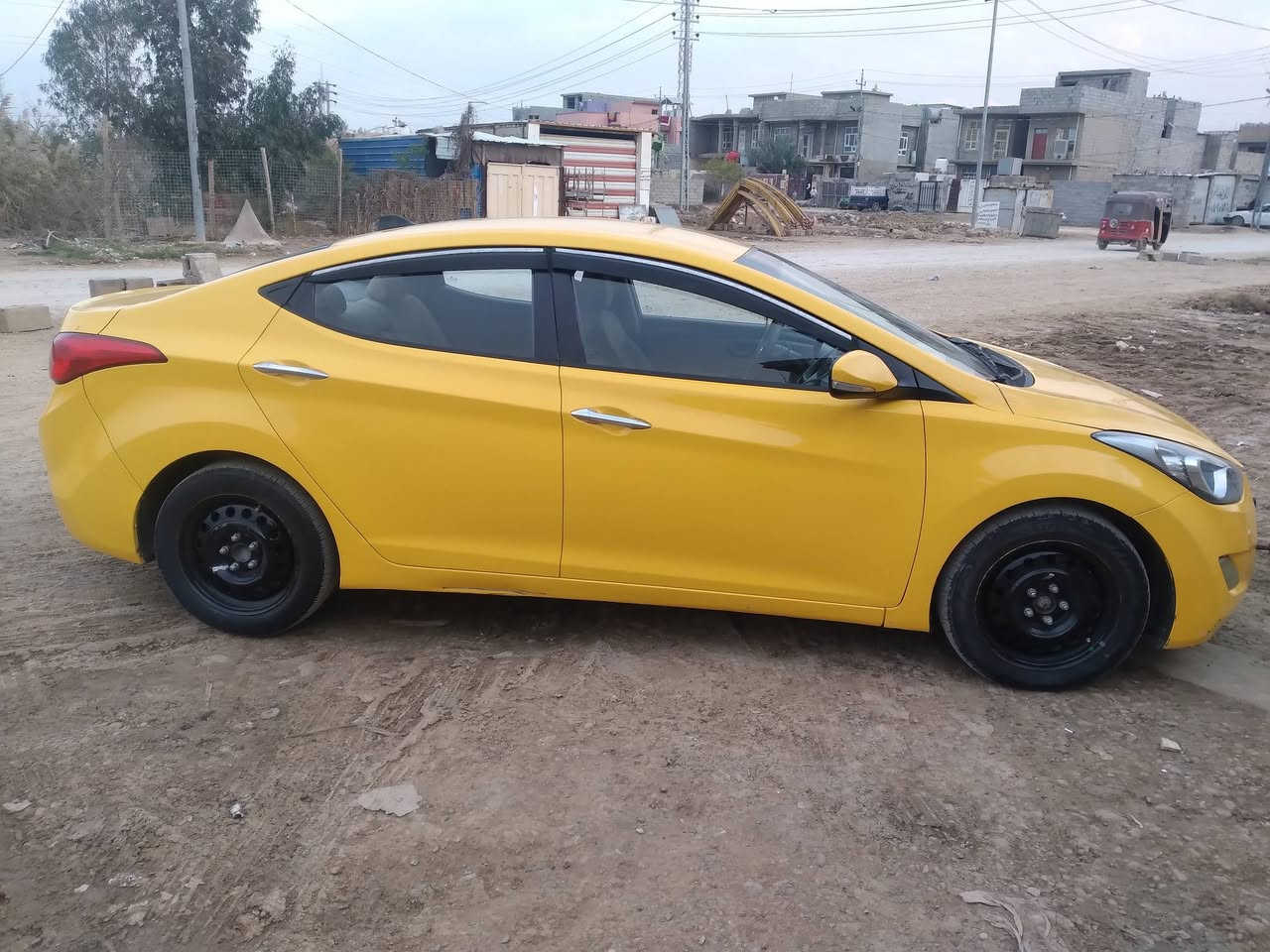 السلام وعليكم النترا للبيع 2013 رقم انكليزي سنوية جديدة تحويل مباشر كير مكينه تدفئة تبريد شغاله سيارة كامرا بلوتوث اشاير بالمري للإستفسار اكثر اتصال على الرقم: ***********
مكاني بعقوبة ديالى السعر : 105وبي مجال
