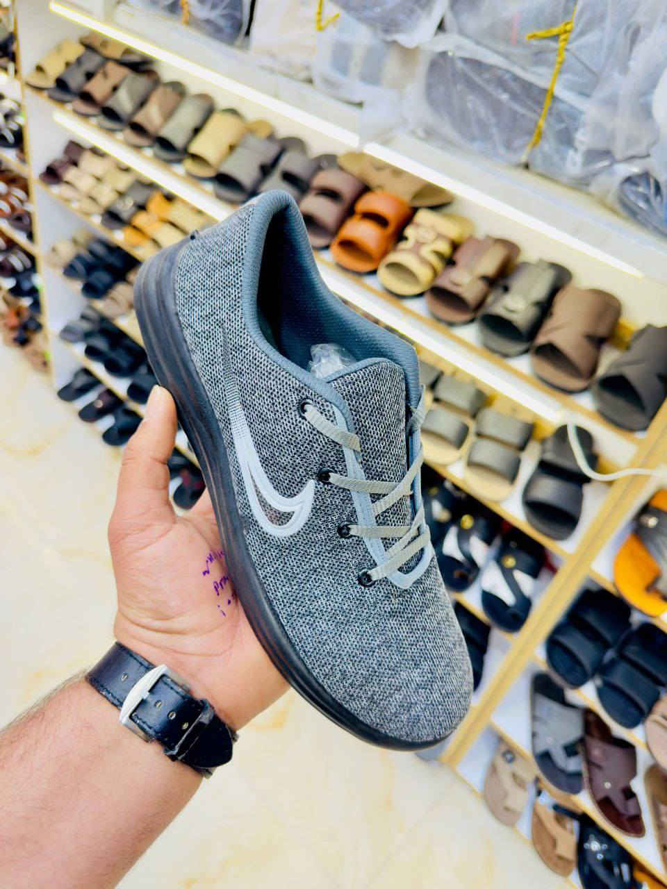 سوبر نايك رجالي درجة اولى ايراني 
سعر الدرزن 34 الف. 
🚚 يوجد توصيل لجميع المحافظات. 
https://t.me/wadq_g99


**إذا كنت صاحب هذا الإعلان وتريد حذفه لأي سبب، رجاءا أرسل رسالة إلى الدعم الفني**