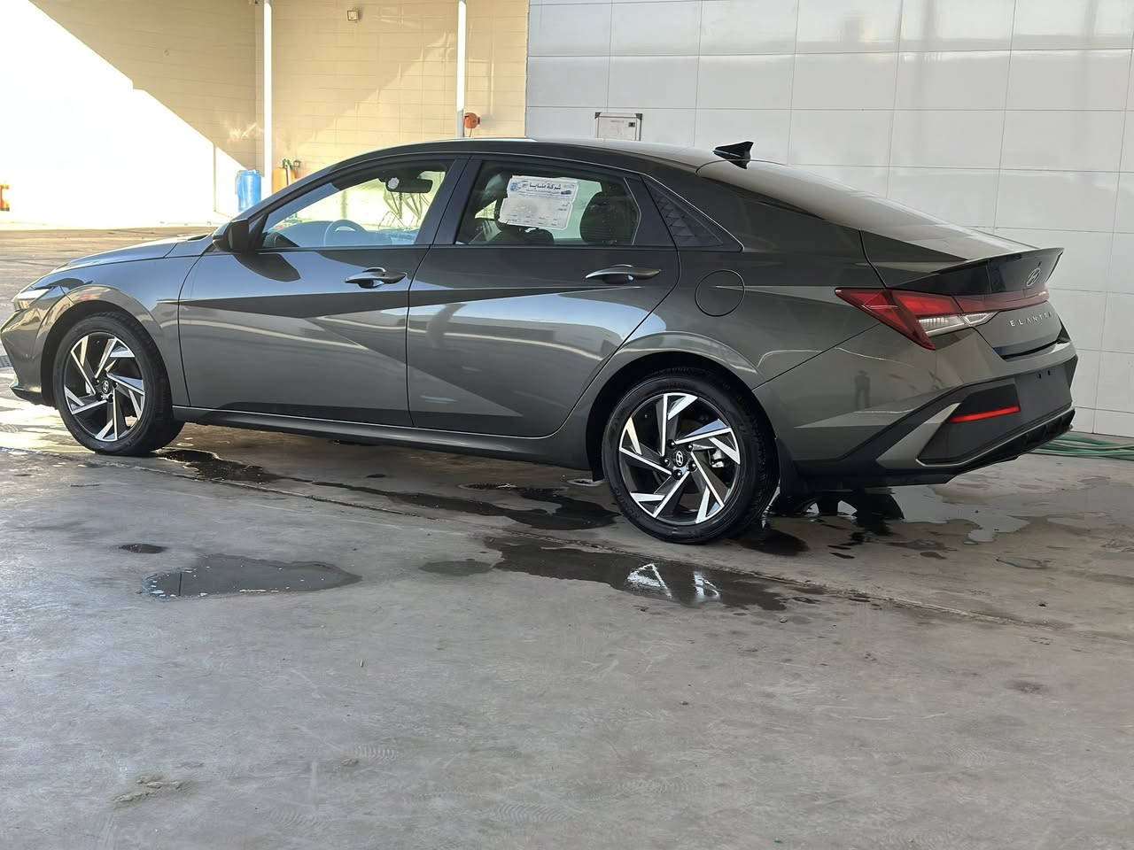 الانترا موديل 2025 سبورت السياره ماشيه 700 ميل يعني زيرووووو  مكينه 2000 دوش المرغوب
مواصفات 

بصمه تشغيل 

شاحن وايرلس 

فول تحكم ستيرن 

قطعتين تبريد 

رادار امامي 

رادار جانبي 

تحديد مسار 

نقاط عمياء 

شاشه وكامره خلفيه دواره 

حساس خلفي 

تشغيل عن بعد 

السياره وياها بصمتين اصليات + مفاتيح عدد 2 

سبير منازل وعده كلها جديده بوضع الشركه

تدفئه كراسي + ستيرن 

مخارج تايب سي و يو اس بي 

شاشه ابل كار بلي واندرويد 

لايت لد بك لايت لد 

السيارة وارد امريكي حادث جاملغ وبنيد فقط صور الحادث موجوده بلمنشور الداعميه بدون صبغ نفس اللون ايرباك ستيرن وراجع سستم رقم فحص المنفيس باسمي سعرها 15700 يعني 157 ورقه بدوووون رقم 

مكاني بغداد السيديه 

ماهر التميمي  ***********
