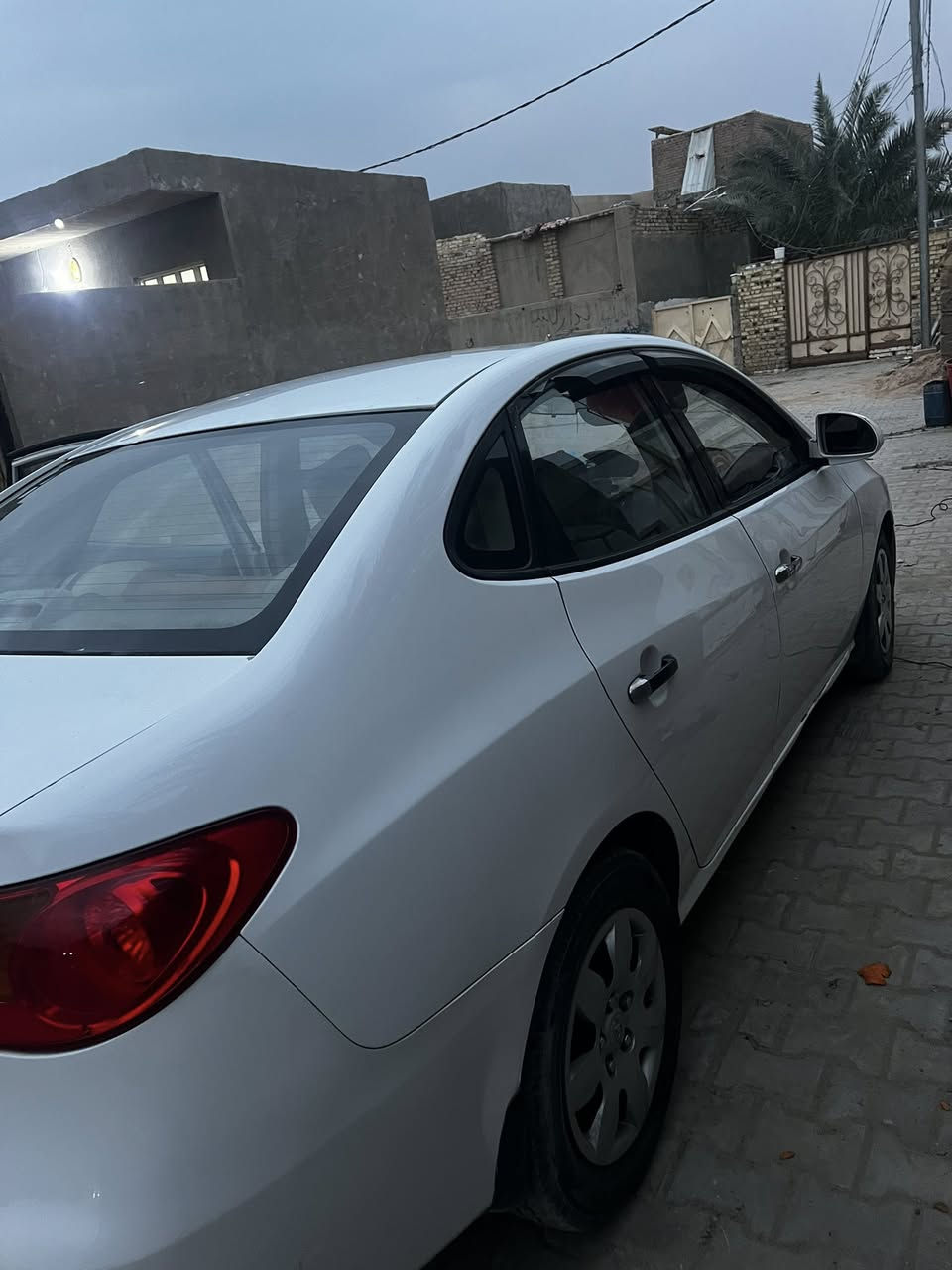 النترا ٢٠١١
رقم نجف بسمي 
محرك ٢٠٠٠
كير مكينه تدفئة تبريد 
جاهزه  من كلشي 
للاستفسار ***********
