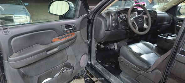 السلام عليكم 
جمسي سيرا موديل 13 رقم بصره 
حادثها ربع جاملغ وربع الباب عكس جهة السائق محدد بالون الاحمر في احدى الصور
السياره فول مواصفات عدى الفتحه
حجم المحرك 8سلندر
باب طويل بدي قصير
السياره بيها مكانات صبغ ابيع حزام 
تبريد ثلج 
منضومة زنون 
السيارة عليها ادامة 
تخم نوزلات جمسي الاصلي 
تخم بلكات
عنبارد وبريشر جمسي الاصلي
نظام بيئي المبخرة جمسي الاصلي 
منضومة البانزين عبوة وفيت بم جمسي الاصلي 
شرط العينه ما بيها كلوب حساس مأشر 
السياره مكانها ناصريه وسعرها 145 
رقم الهاتف ***********
