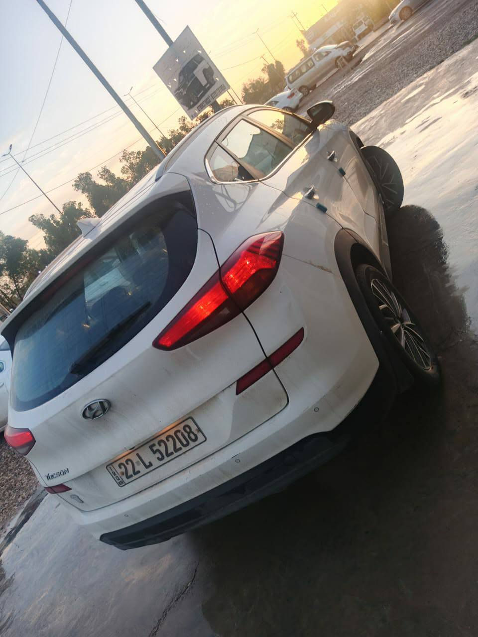 توسان موديل 2020 خليجي بيه قطعتين صبغ جاملغ وبنيد رقم أربيل تحويل مباشر أو وكاله  السعر 165
فول مواصفات كوري سايد بريك ب الرجل مكان واسط العزيزيه 
***********
كير مكينه وتخم تاير حداديه كله جديده بالعافيه ع يأخذه
