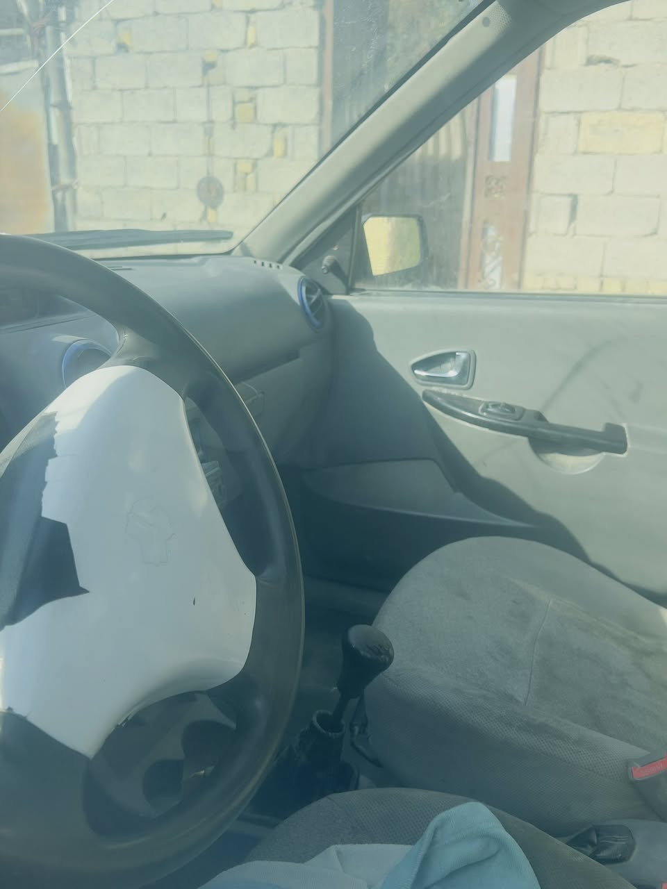 سايبه للبيع موديل 2015  گير ومحرك  مكفول گشر لايوجد اي ضربه ولاتبديل  ولا صبغ برانكيت معمر  سنويه ساقطه  السعر ٢٨ ورقه وكاله عامه بأسمي المكان الناصريه زديناويه للأستفسار الاتصال على الرقم ***********
