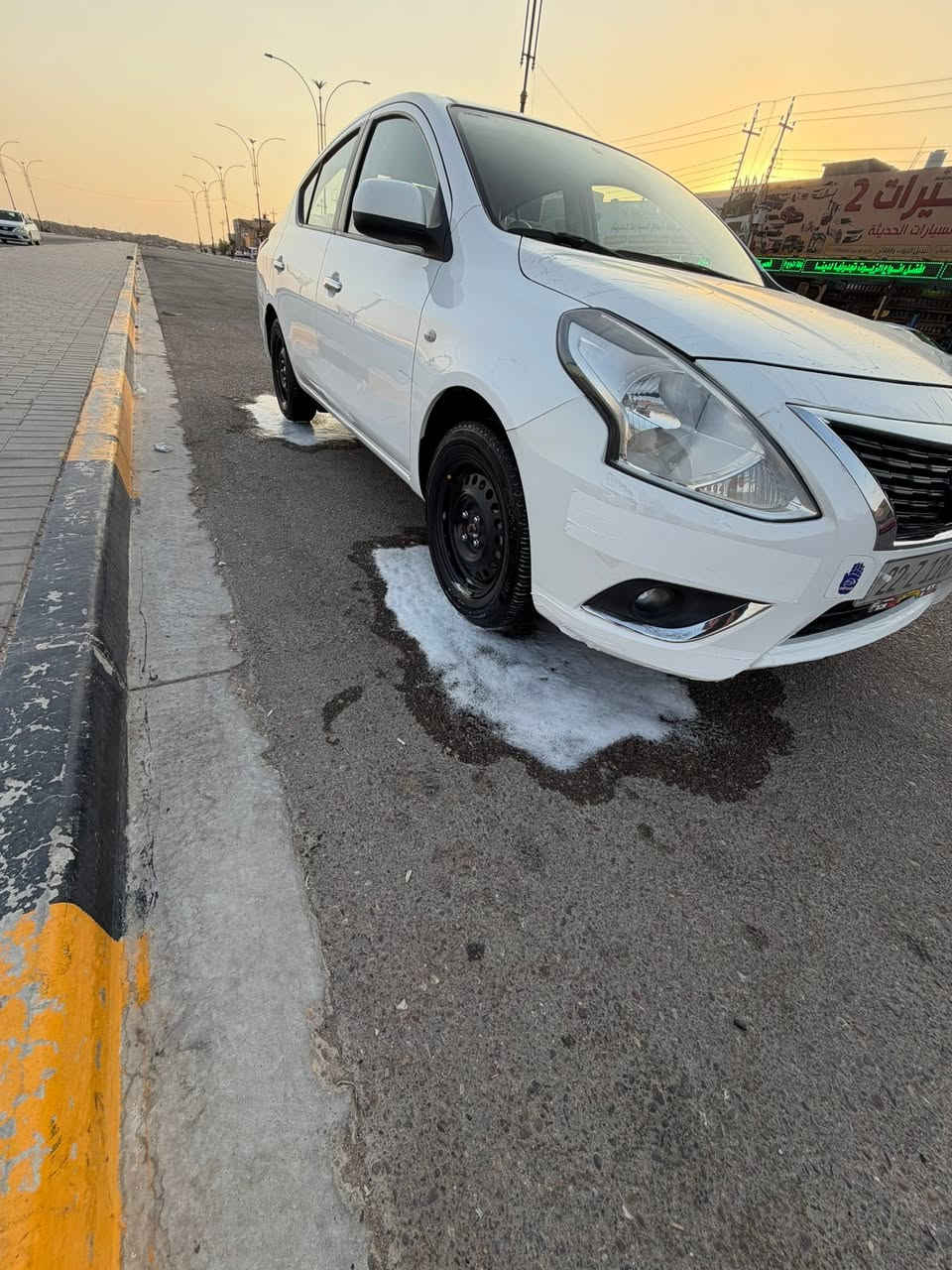 السلام عليكم
للبيع سيارة سني هندي 

موديل 24 

كفالة عامة 

تريد وكالة تريد تحويل حاضر 

بدون تعليقات سلبية رجاً 

لاتصال فقط 

السعر 120 وبيه مجال بسيط  

الرقم ، *********** ،،، العنوان، البصرة
