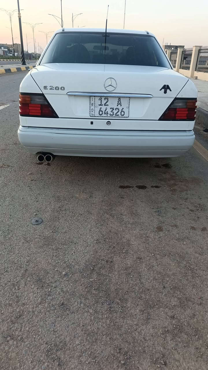 سياره مارسيدس موديل 1995 فول مواصفات بدون سلايت
الصبغ بل بوند بدون دواخل ونص باب النفر
سياره وضع شركه يعني كلشي فول تبريد وضع شركه 
المحرك 4 سلندر 
للاستفسار الاتصال على الرقم
*********** كورك
*********** اسيا
السعر 85 وبيها مجال بسيط
