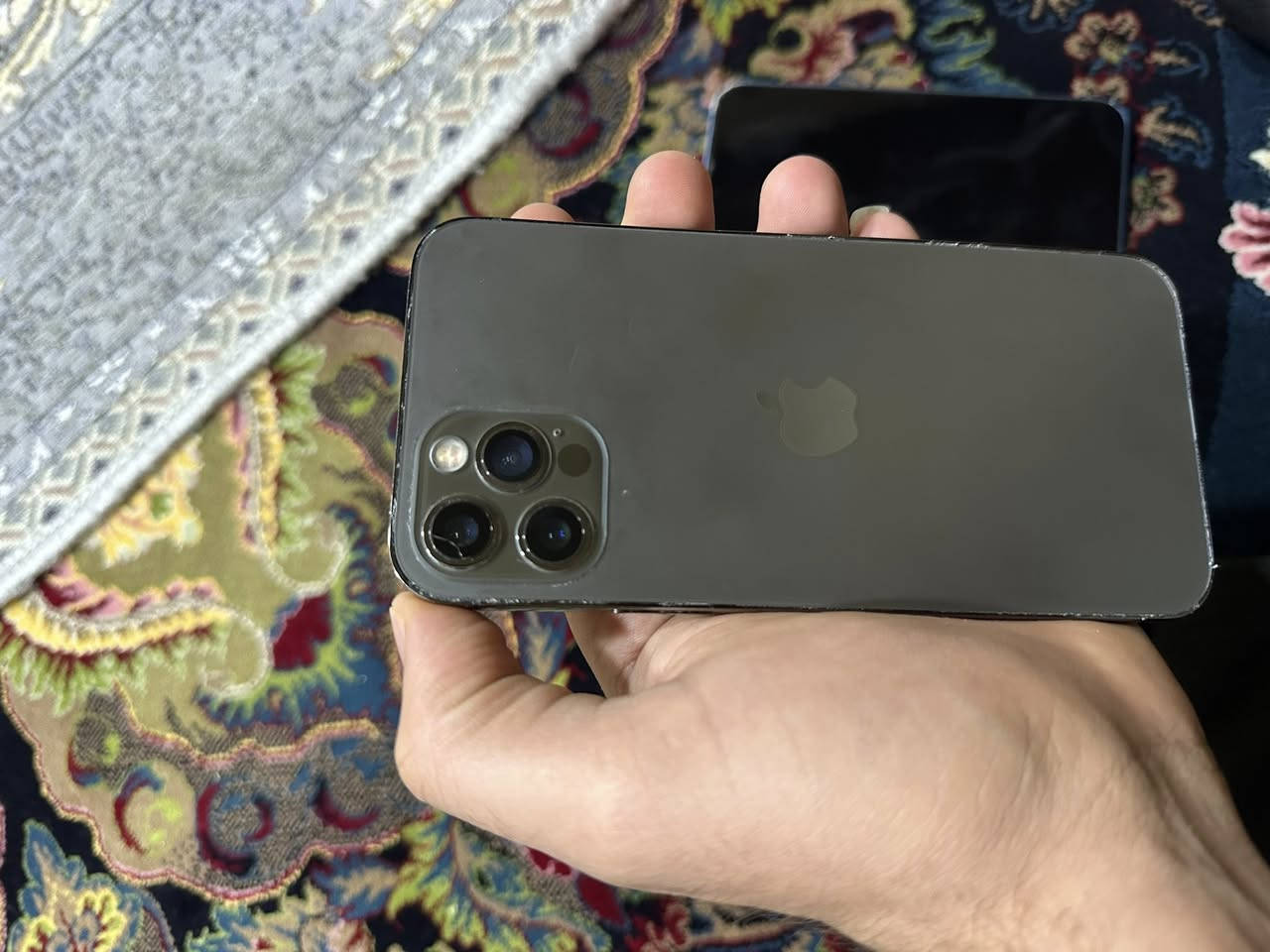 Iphone 12 pro 128gb 1 sim
شاشەی گوراوە بە gx
ایفای تیوتو ئەبری نازانم کیشەی جیە 
شوین کەلار گەیاندن هەیە 
١٨٠ هەزار


**إذا كنت صاحب هذا الإعلان وتريد حذفه لأي سبب، رجاءا أرسل رسالة إلى الدعم الفني**