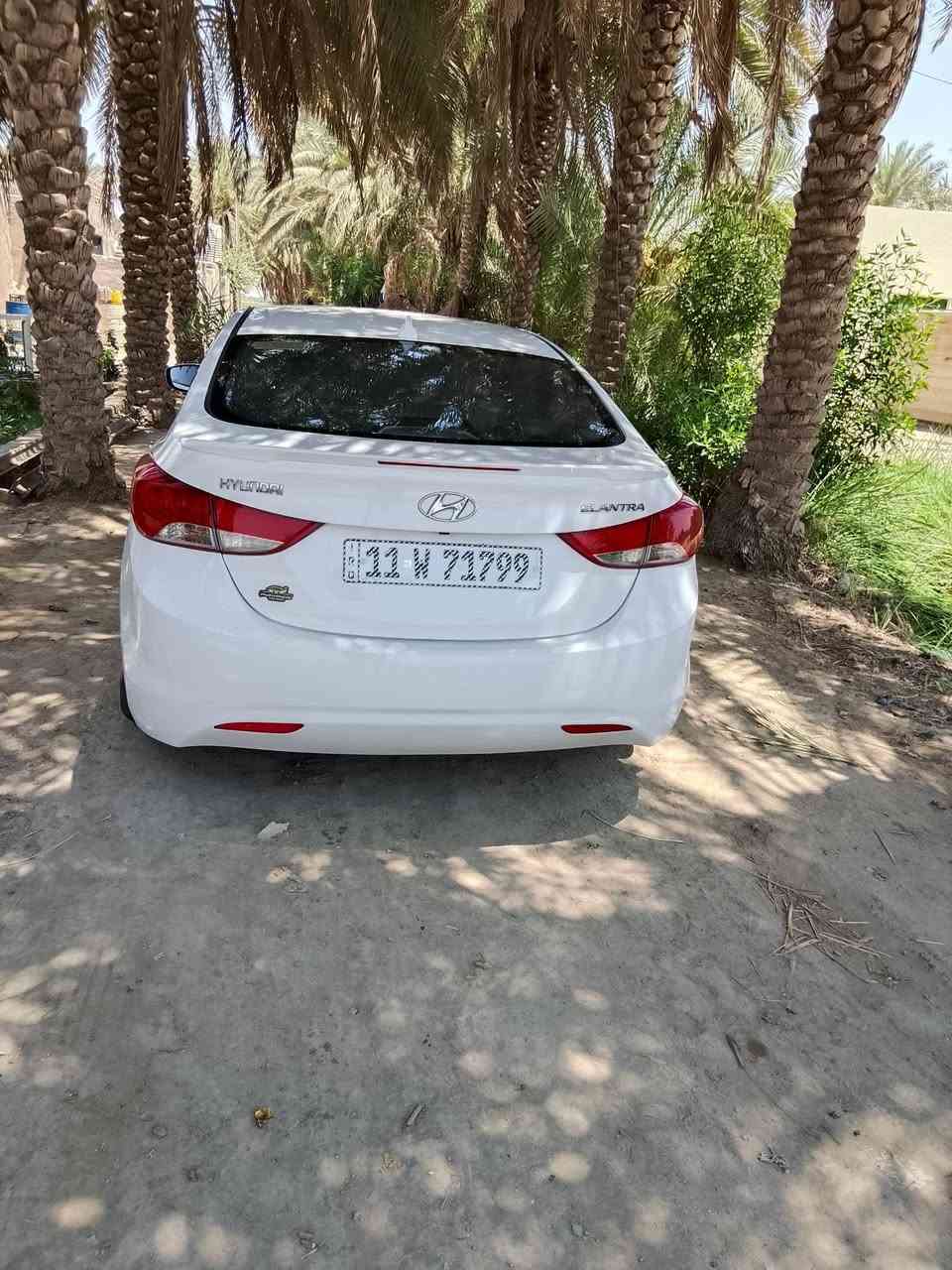سلام عليكم انتره موديل ١٣ للبيع مكينه ١٨٠٠ تبريدمنضومه جديده حداديه جديده رقم بغداد انكليزي بسمي السعر ١١٠ وبيه مجال رقم ‏‪***********‬‏@
