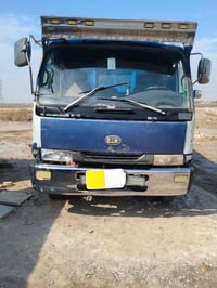 قلاب نيسان 4طن جاهزة لل شغل  مكلف بل نشر التصال عله الرقم صاحب السياره...