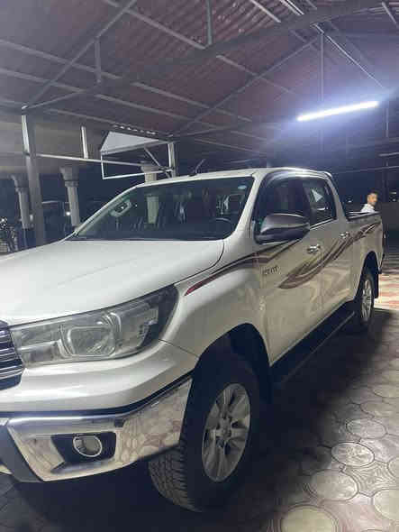 السلام عليكم 
للبيع بيكم ٢٠١٨ كويتي 
كفاله من الصبغ يوجد بارد المؤشر بالصوره 
السياره باسمي السعر ٢٦ وبيها مجال للشراي 
مكان السياره بغداد التاجي 
للاستفسار الاتصال على الرقم 
***********
