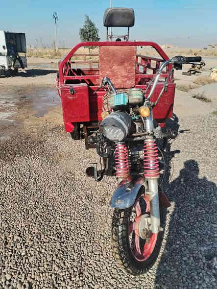 ستوته بعيره للبيع
ستوته محرك نكره سلف شرط.

كهربائياتها شغاله كلها.   توايرها جددد

ستوته نضيفه. حيل.  سعر 850 وبيها مجال لطيبين.

للستفسار.  ***********
