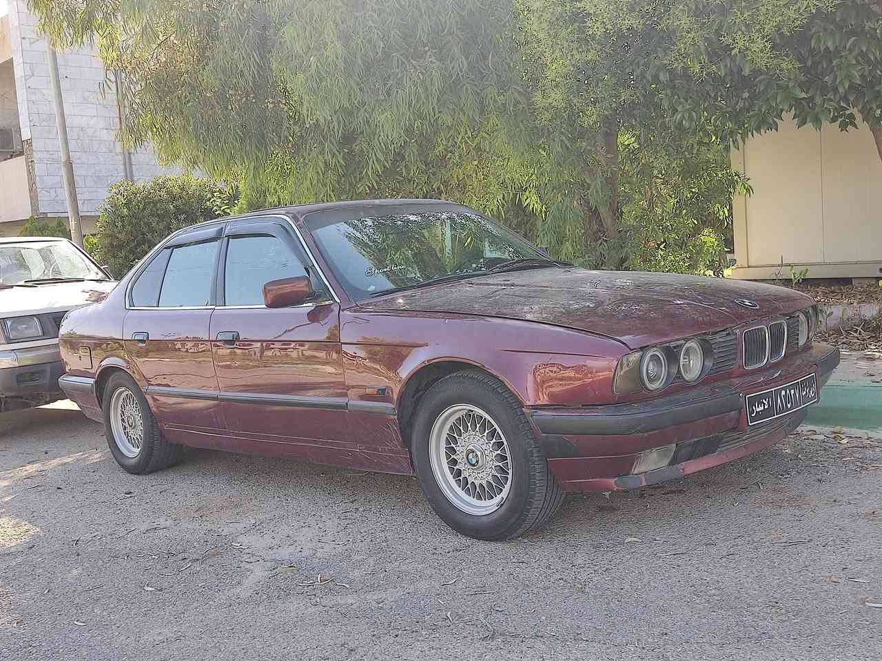 Bmw 525 گێڕ تۆماتیک
مۆدیل 1993 پێشو پشتی کەپسە ئاڕمی سلێمانی بەشەرتی غەرامە 
گێڕو مەکینەی بەشەرت هەڵمیشی نیە 
***********
admenn🖤
