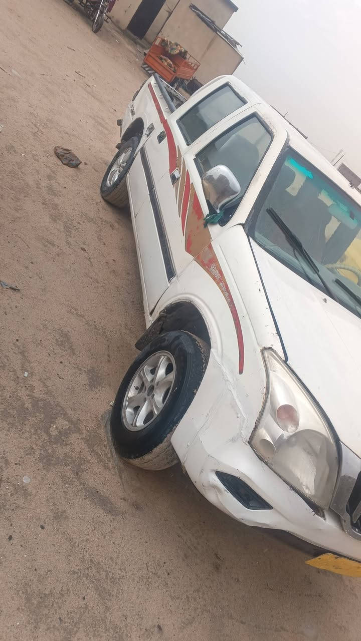 سلام عليكم بيكم موديل 2004 مكينه كير بلاد رقم صدامي سنويه عاج مكينه بيها خيط سياره كلش حلوه كشرته دواخل المراوس حسب قناعه وبيع ب 25 بيع مستعجل مكاني بصره  انتصل ‏‪***********‬‏
