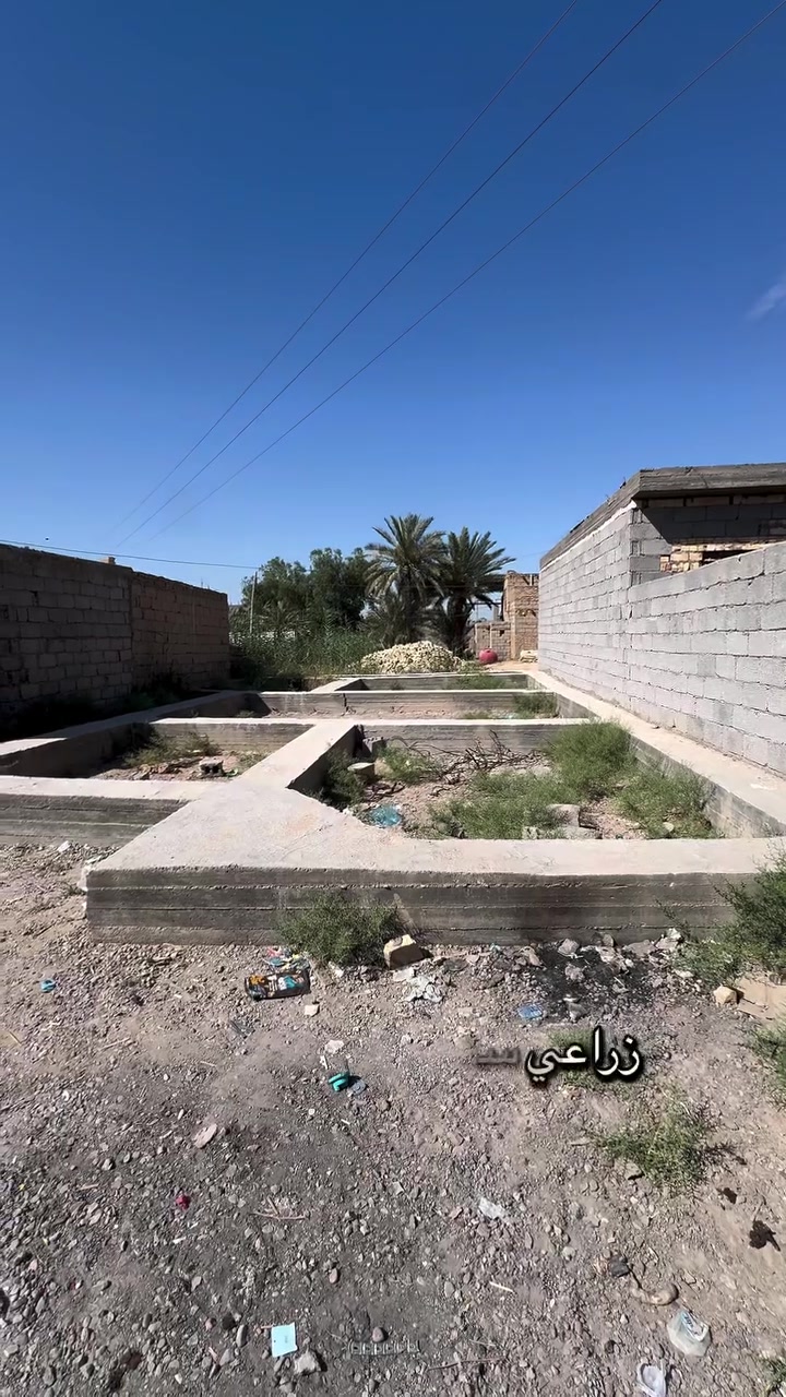 وعليكم السلام ورحمة الله وبركاته

للبيع قطعة أرض سكنية مميزة

* المساحة: 150 متر مربع
* الواجهة: 7 متر
* النزال: 22 متر
* موقع ممتاز قرب أسواق الداعمين
* مقابل علوة الأغنام
* مناسبة لبناء منزل سكني
* منطقة مخدومة وقريبة من الخدمات


**إذا كنت صاحب هذا الإعلان وتريد حذفه لأي سبب، رجاءا أرسل رسالة إلى الدعم الفني**