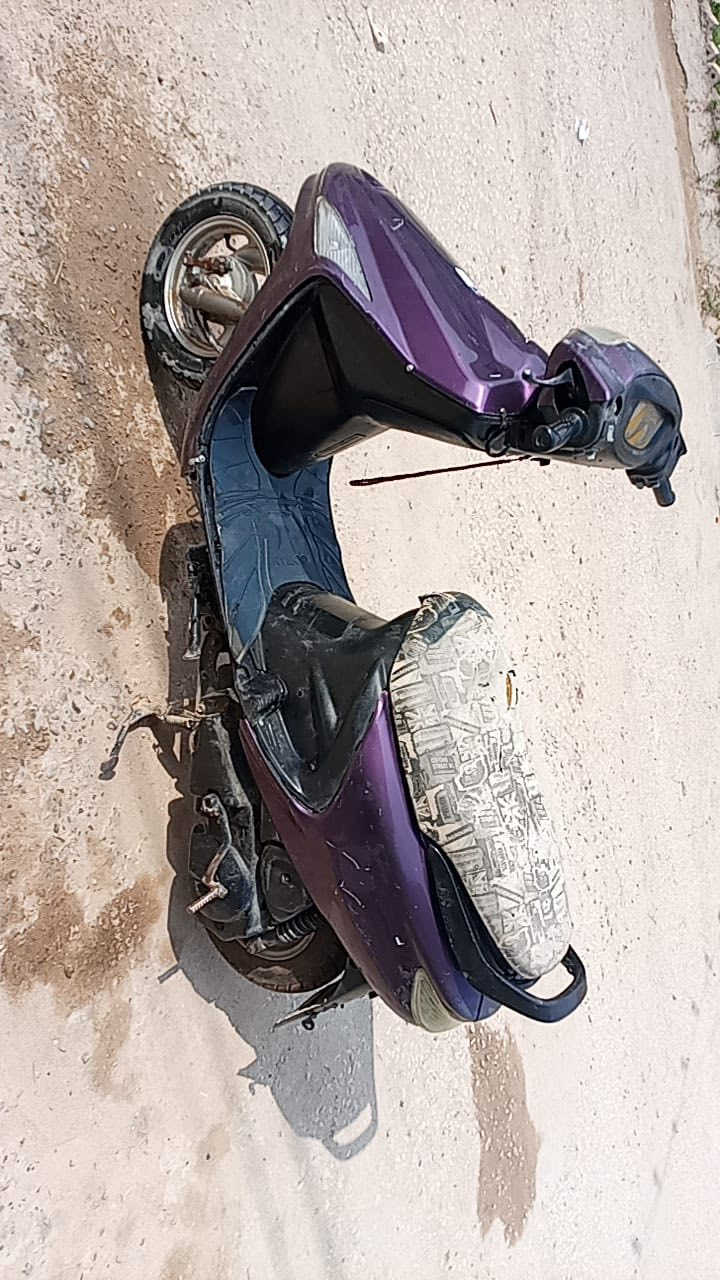 سلام عليكم فراشه البيع نضيفه شغاله نقص برغي مال تفلس وباتري اسعر 225 بهي مجال تواصل رقم ***********
