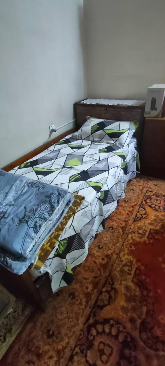 غراض مستعمله للبيع المكان بغداد
كنتور خمسه باب صاج 
وسريرين صاج مع صوميه عدد 2
مكتبة صاج 
دوشك طبي نفر واحد عدد2 
كومدي مجرات عدد 1
للاستفسار الاتصال ع رقم 
واتساب
‭ ‭+964 771 235 0150‬

‭0783 896 4150‬ اتصال ع خط
