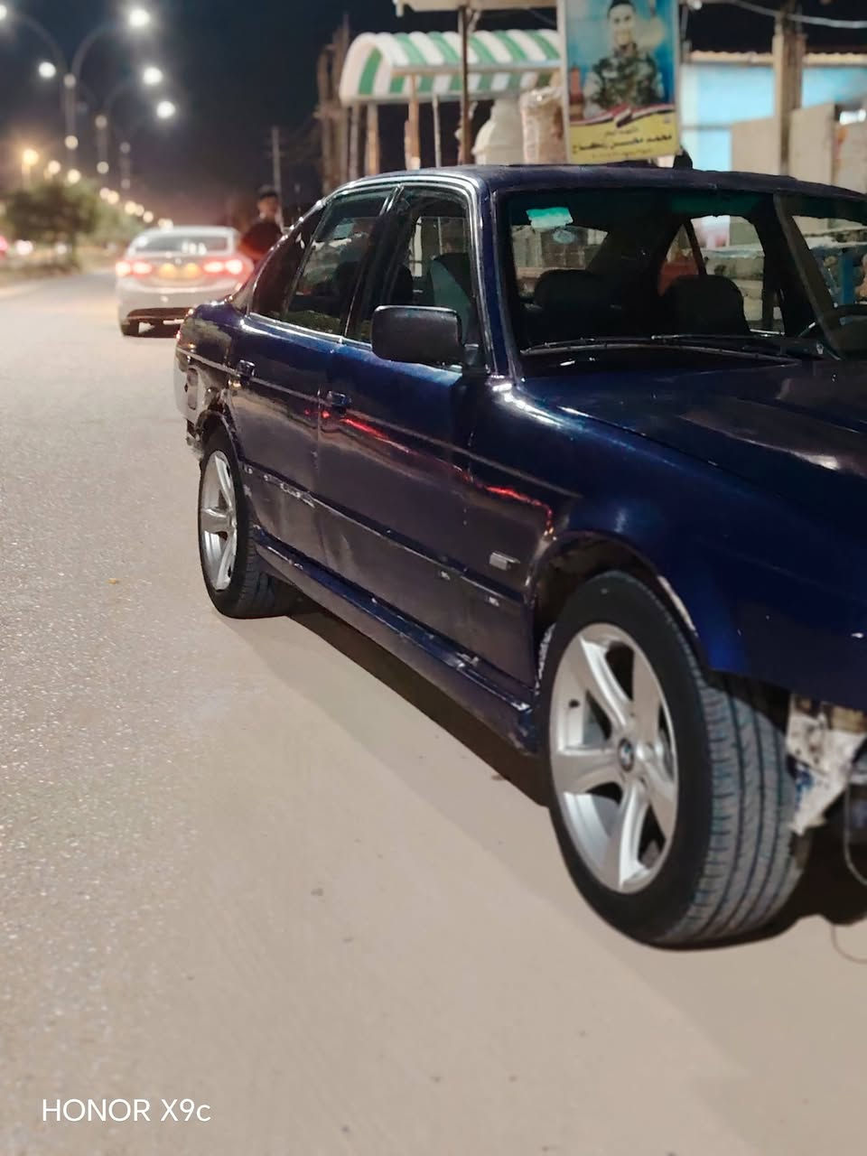 سلام عليكم
بي ام
موديل 1991
مكينه كير كفاله
535  اصل كير ومكينه وبدي
شرط تحويل مشروع وطني رقم الماني سنويه ل ٢٨ شرط
مكفوله من ضربه ول كص ولعيب شرعي
سياره كهربائية جاهزه عدا افتحه
مصبوغه عام مغير لونه سابقن وكذالك مغير بل سنويه اي 
محرك 35 مفتوح
ويل هامان حجم 17 رياضي
حداديه وصط مرتبه مااكلك فول

رقم بغداد
دعاميته موجوده نيتي أصلحهن
سياره مابيه اي خياس فقط بل هلال جاملغ بخلفي جهت لصدر بيه شي بصيط اصبعين راح اكصه واكمله
ملاحظة راعيه يريد تحويل بعد ٢٧ يوم ماعليه  ربع لاغرامه ولا راعي كله مصفر
سعري ٣٧ وبيه مجال قليل.
مكاني كربلاء طوريج
رقمي *********** ***********
