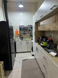 كاونتر تركي للبيع سعر ٣٠٠  07736479184