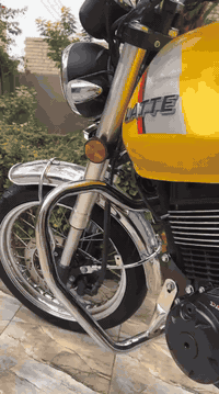 السلام عليكم 
للبيع فقط دايوان نفخ 
موديل 2022 
 رقم قادسيه (16) باسمي 
تحويل ثاني يوم
الدراجه مكفوله 
السعر 2500 مليوننين ونص
المكان ،الديوانيه
للاتصال ***********
