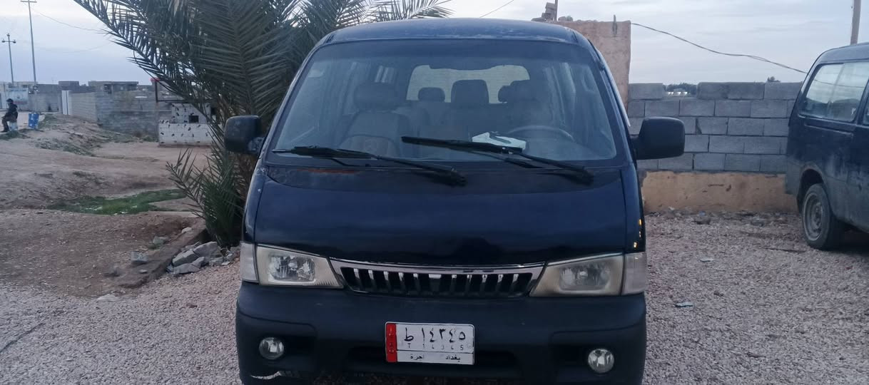 السلام عليكم 
كيه بريجو 
موديل 1996
كير محرك اكسل مكفوله 
الصدر يرادله شغل 
السياره بلاديه شواصي نضيفه 
بدون صبغ يرادله شغل حزام 
سنويه ساقطه اله شهرين 
الك مصفره هيئه وغرامات 
تحويل مباشر 
السعر 50وبيه مجال 
***********
مراوس بسياره صغيره حديث هم ترهم
