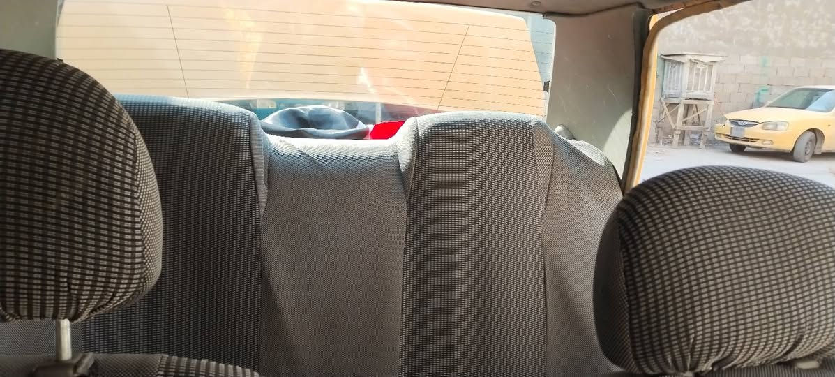 السلام عليكم سايبه 2015 سياره مو بسمي رعايه صاحبي يعني شوكت ماتريد يحول سياره سعره 35 المكان بغداد شارع السعدون قريب مركز السعدون رقم الهاتف  ***********
